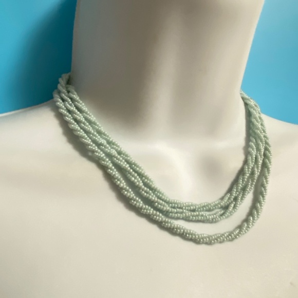 Vintage Mint Green Seed Bead 46" Super Long Twist Necklace - Picture 6 of 10